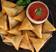 Samosa (chicken/veg)